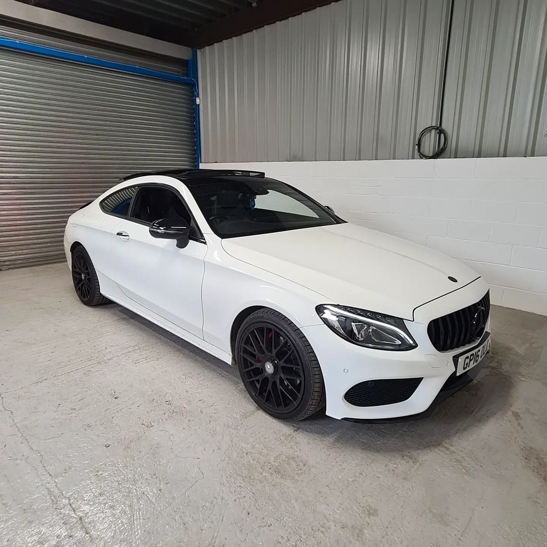 Mercedes C Class Coupe Fitted with Wireless CarPlay/Android Auto