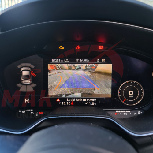 Audi-TT-MK3-OEM-Reverse-Camera-Cockpit