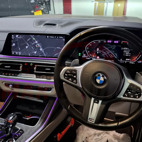 BMW-MGU-ID7-Region-Conversion-Cockpit